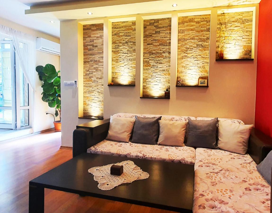Apartment Nicole Plovdiv Eksteriør billede